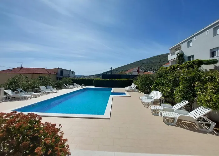 公寓 Zulim 1 特罗吉尔